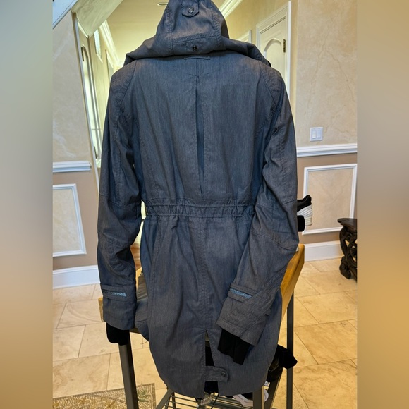 Lululemon fall jacket with Sherpa trim hood - Picture 3 of 7